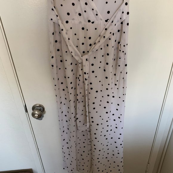 PrettyLittleThing White & Black Polka Dot Jumpsuit - Picture 6 of 10